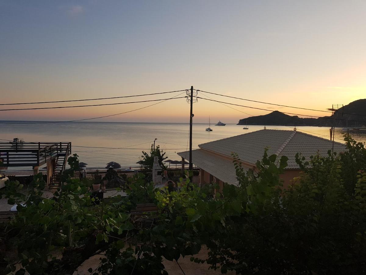 Nafsika Apartments Agios Georgios Pagon Exterior foto